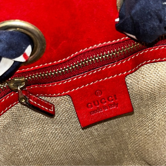 Gucci: Positano Scarf Multicolour Monogram Canvas and Leather Hobo Bag - Picture 9 of 16